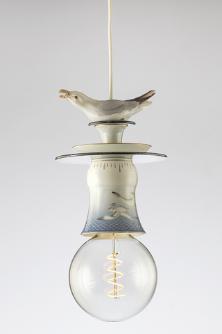 UPCYCLING LIGHT DELUXE ~ L110 ~  Seagull on seagull on seagull